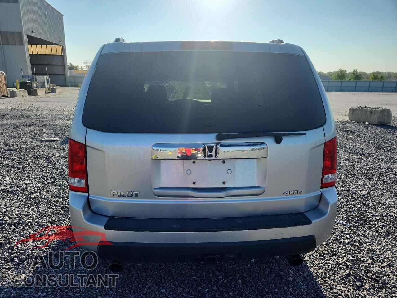 HONDA PILOT 2010 - 5FNYF4H6XAB036217
