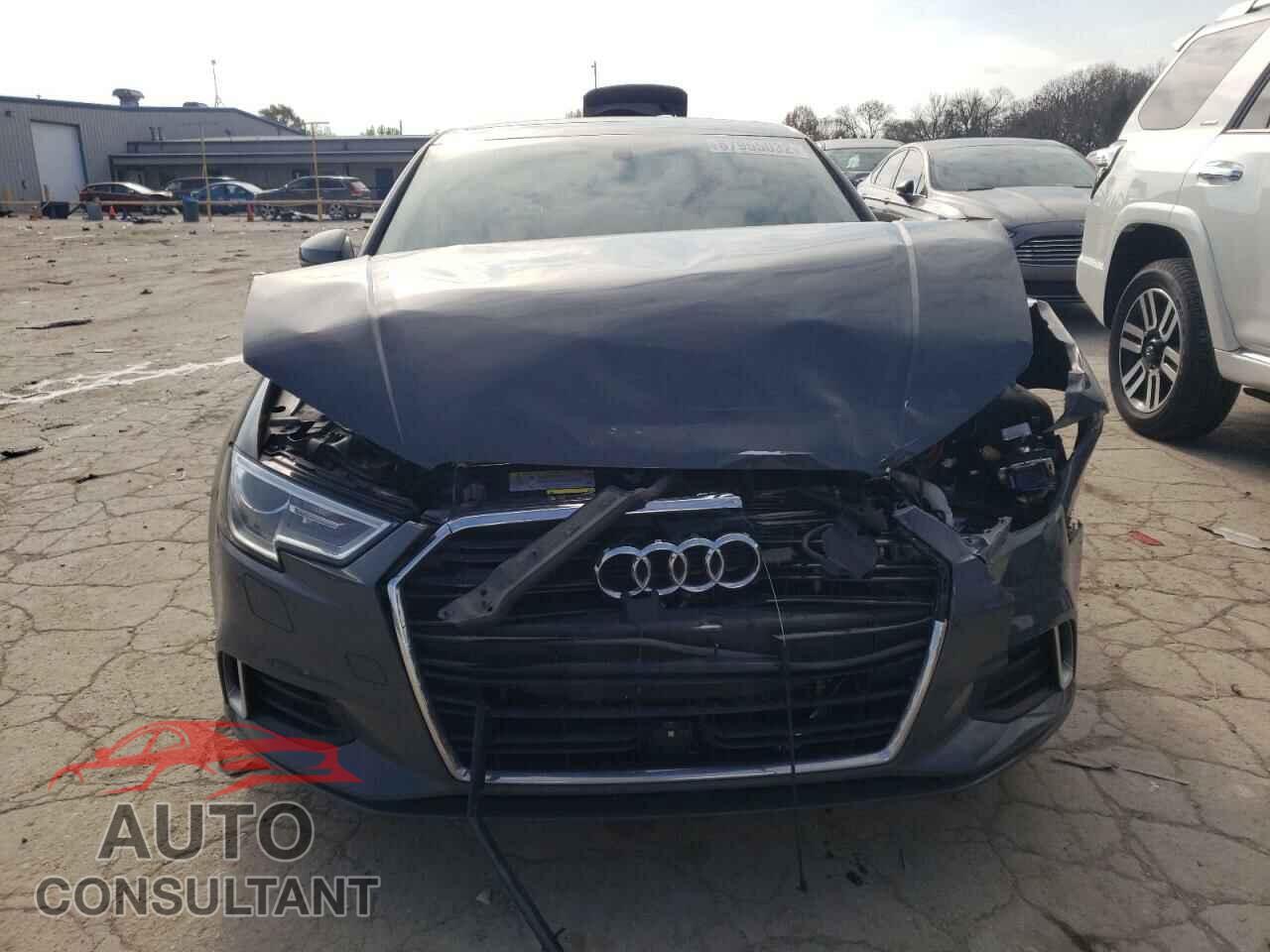 AUDI A3 2017 - WAUB8GFF6H1063631