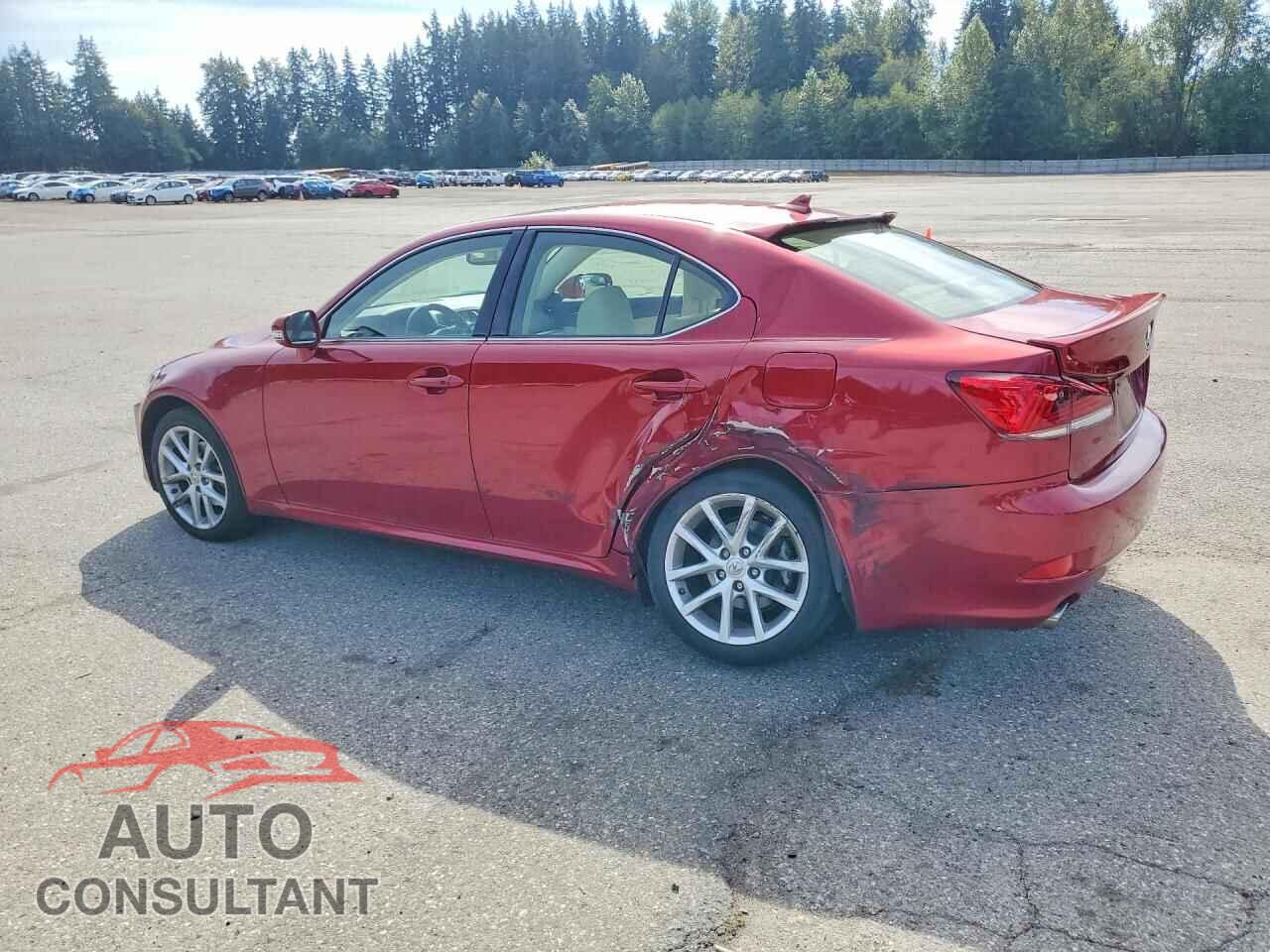 LEXUS IS 2012 - JTHCF5C20C5055625