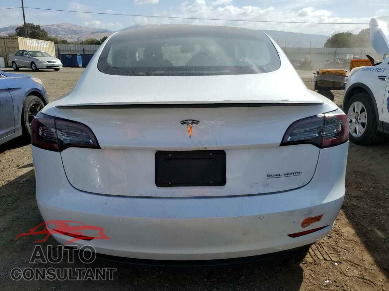 TESLA MODEL 3 2020 - 5YJ3E1EC8LF746936
