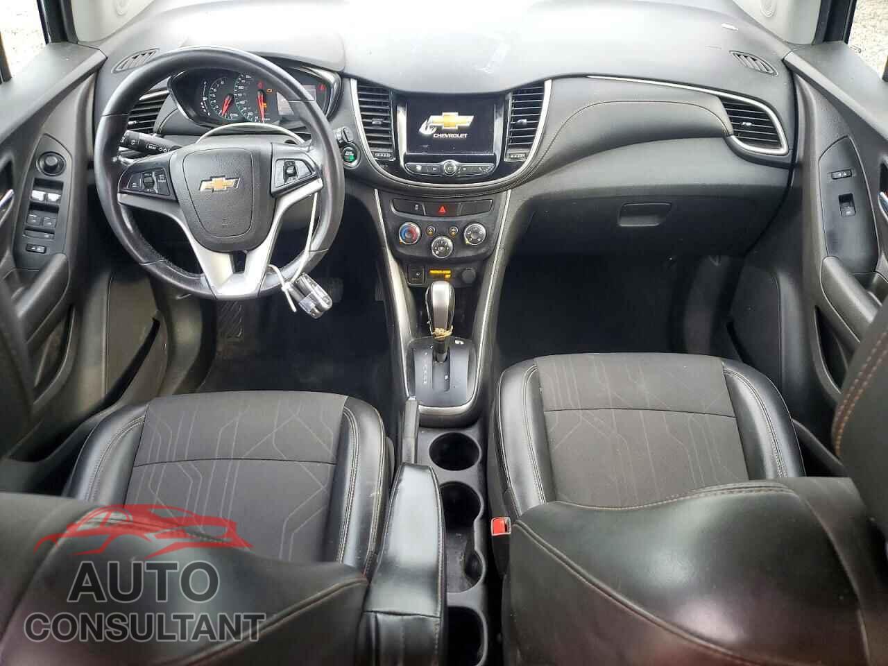 CHEVROLET TRAX 2020 - 3GNCJLSB5LL283309