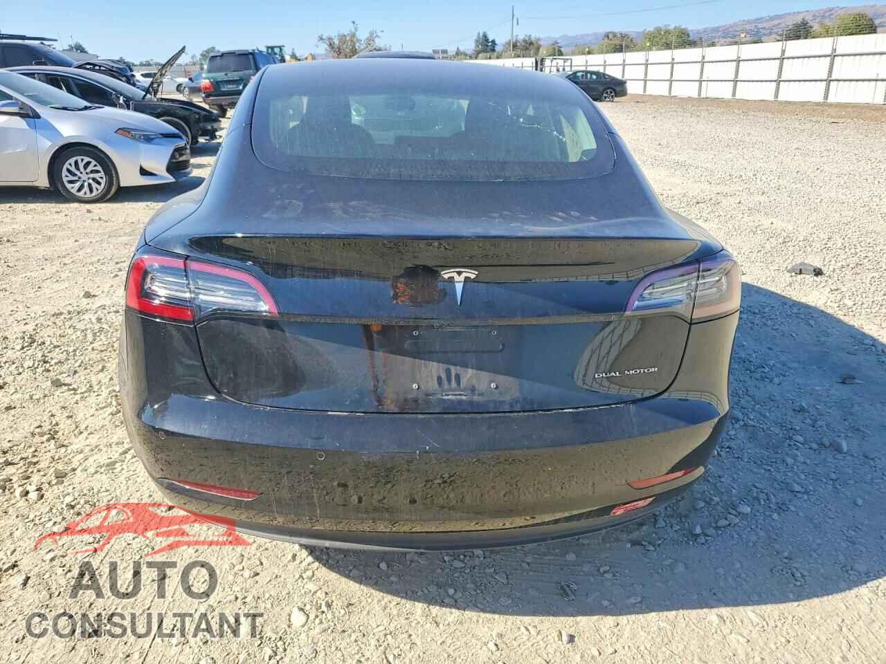 TESLA MODEL 3 2018 - 5YJ3E1EB7JF086750
