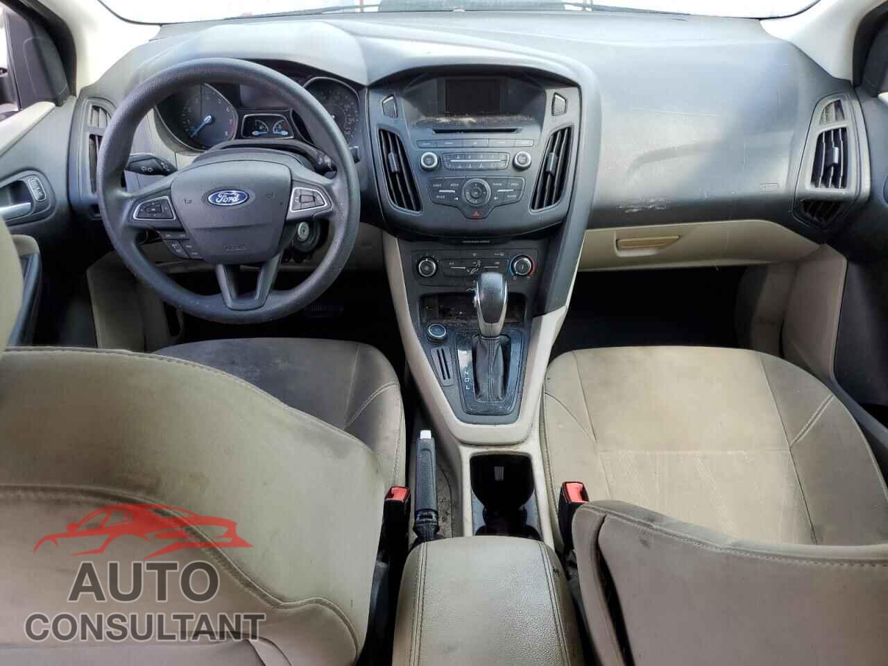 FORD FOCUS 2017 - 1FADP3F27HL208500
