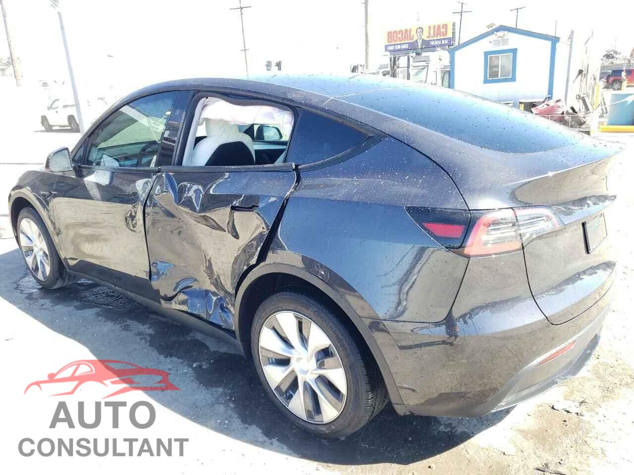 TESLA MODEL Y 2024 - 7SAYGAEE3RF061417