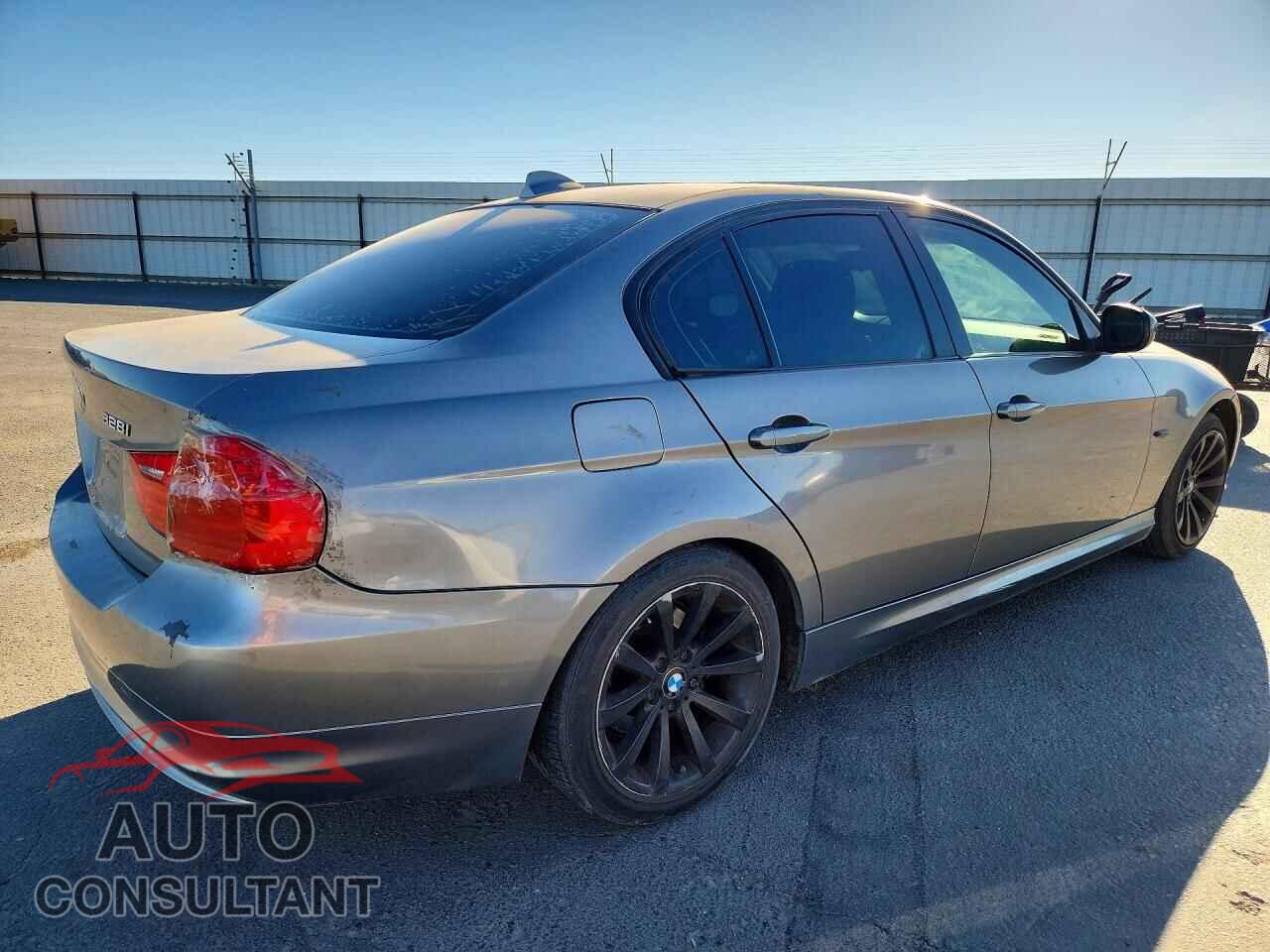 BMW 3 SERIES 2011 - WBAPH5G58BNM71709