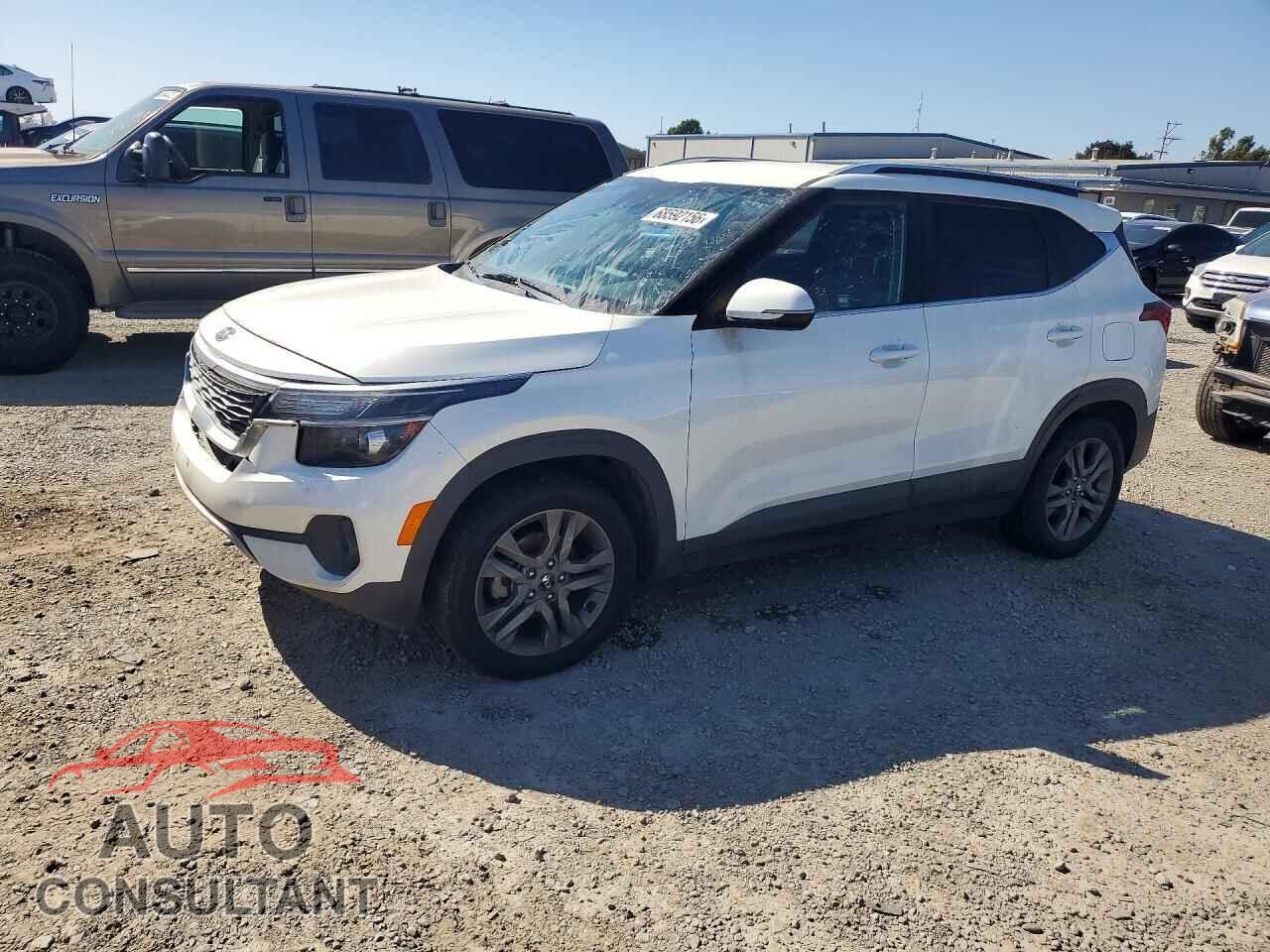 KIA SELTOS 2021 - KNDEU2AA1M7056510