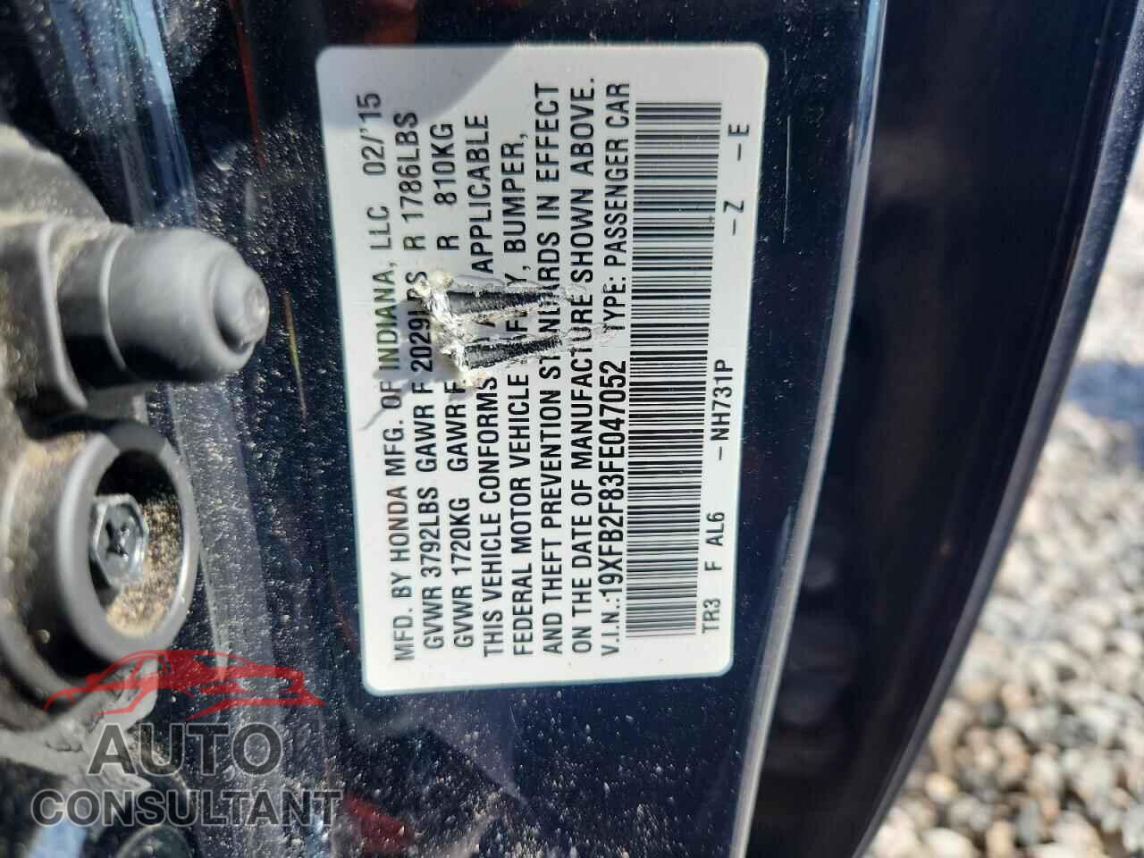 HONDA CIVIC 2015 - 19XFB2F83FE047052