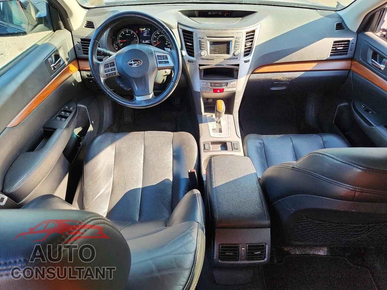 SUBARU OUTBACK 2014 - 4S4BRBLC3E3212604