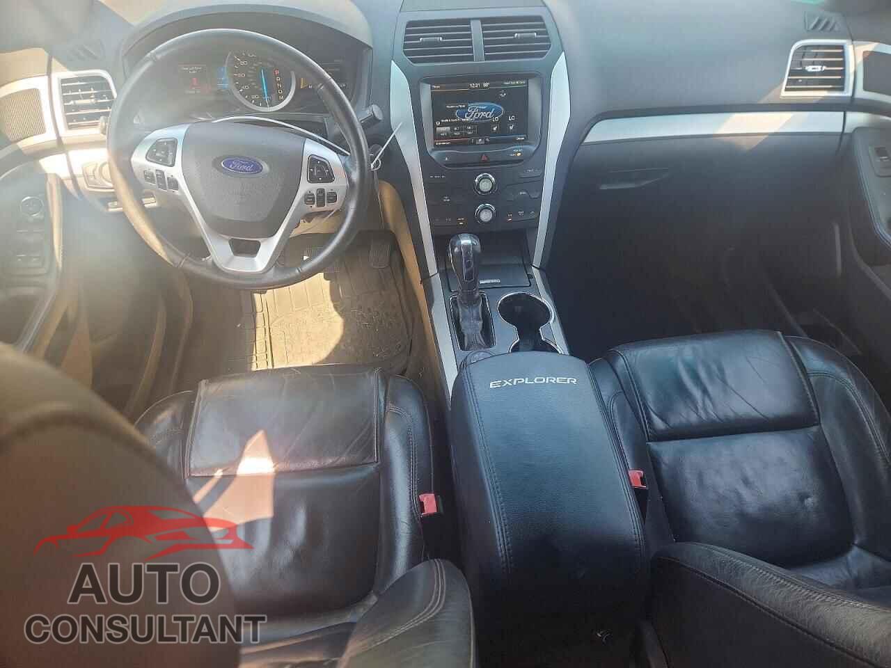 FORD EXPLORER 2015 - 1FM5K8D89FGA17020