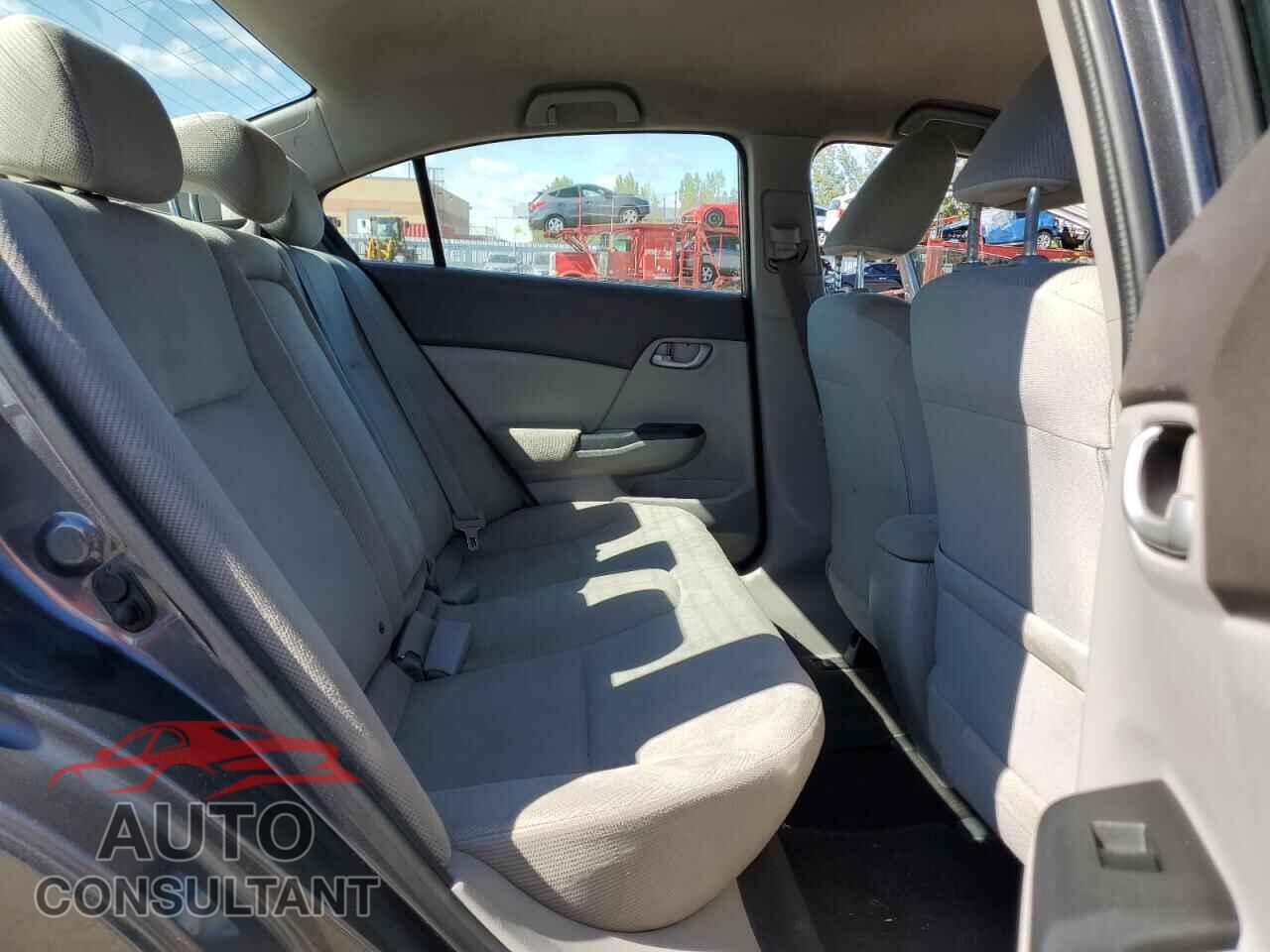 HONDA CIVIC 2012 - 2HGFB2F43CH038916
