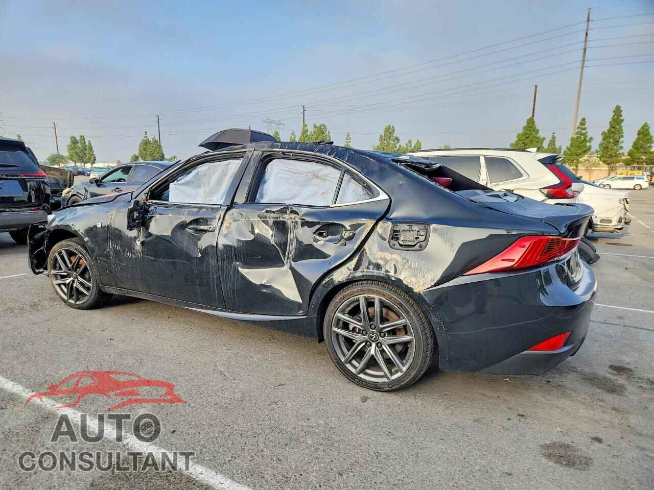 LEXUS IS 2020 - JTHGA1D21L5104001