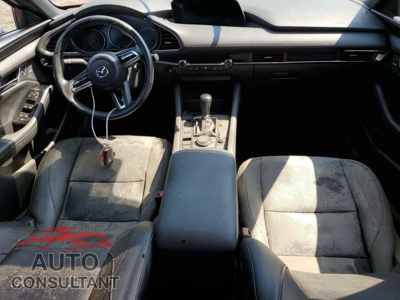 MAZDA 3 2019 - JM1BPBNM7K1138093