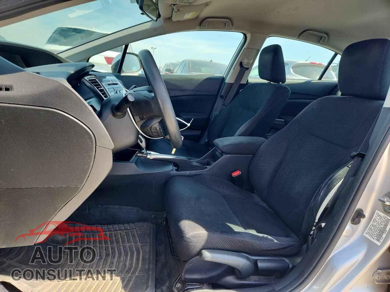 HONDA CIVIC 2013 - 19XFB2F55DE065152