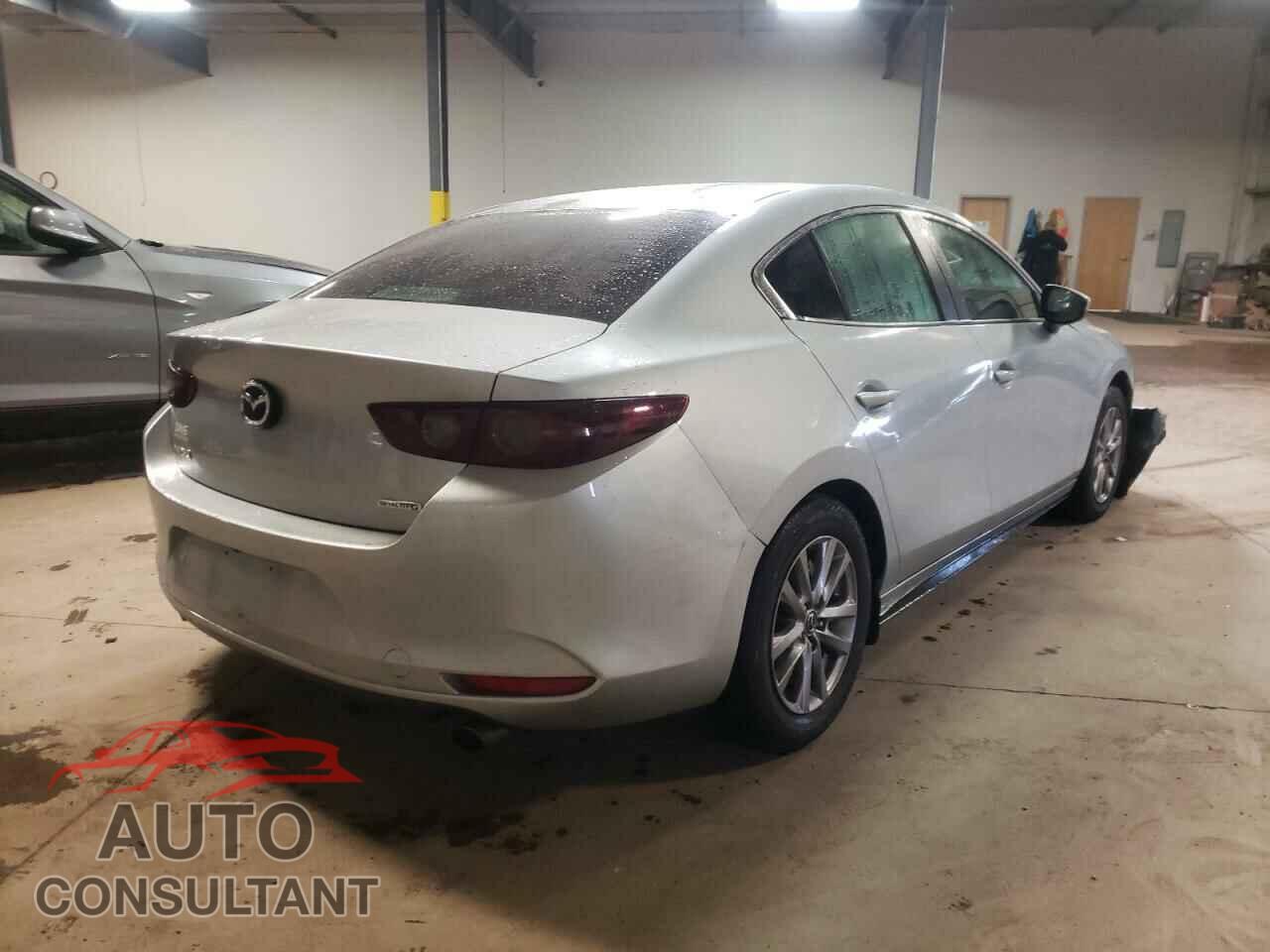 MAZDA 3 2019 - 3MZBPABL5KM113943