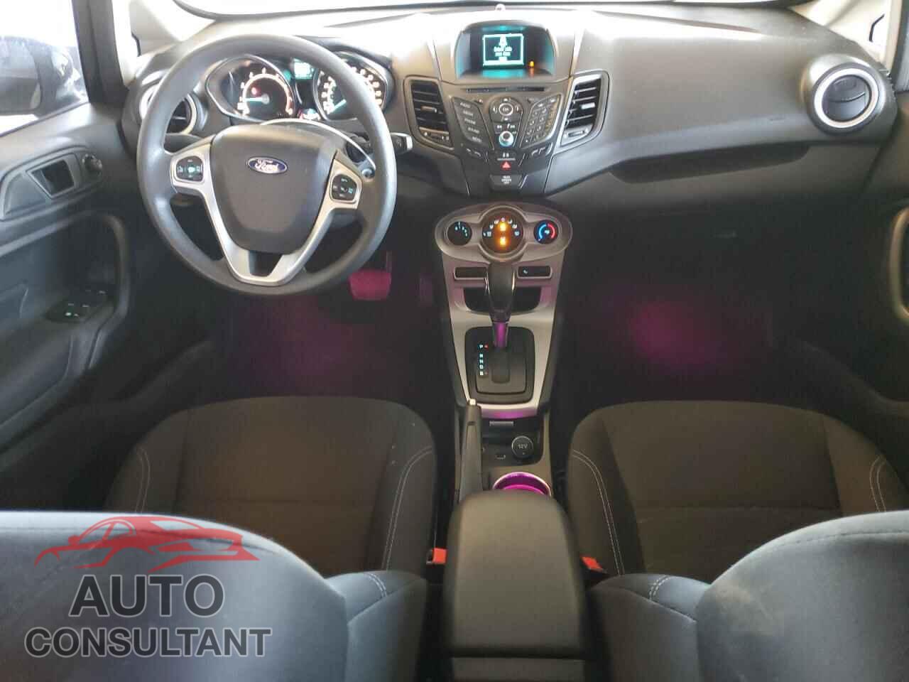 FORD FIESTA 2017 - 3FADP4EJ6HM158301