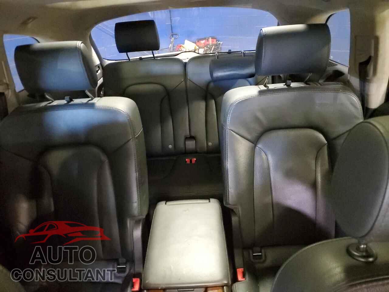 AUDI Q7 2010 - WA1DVBFE5AD005586