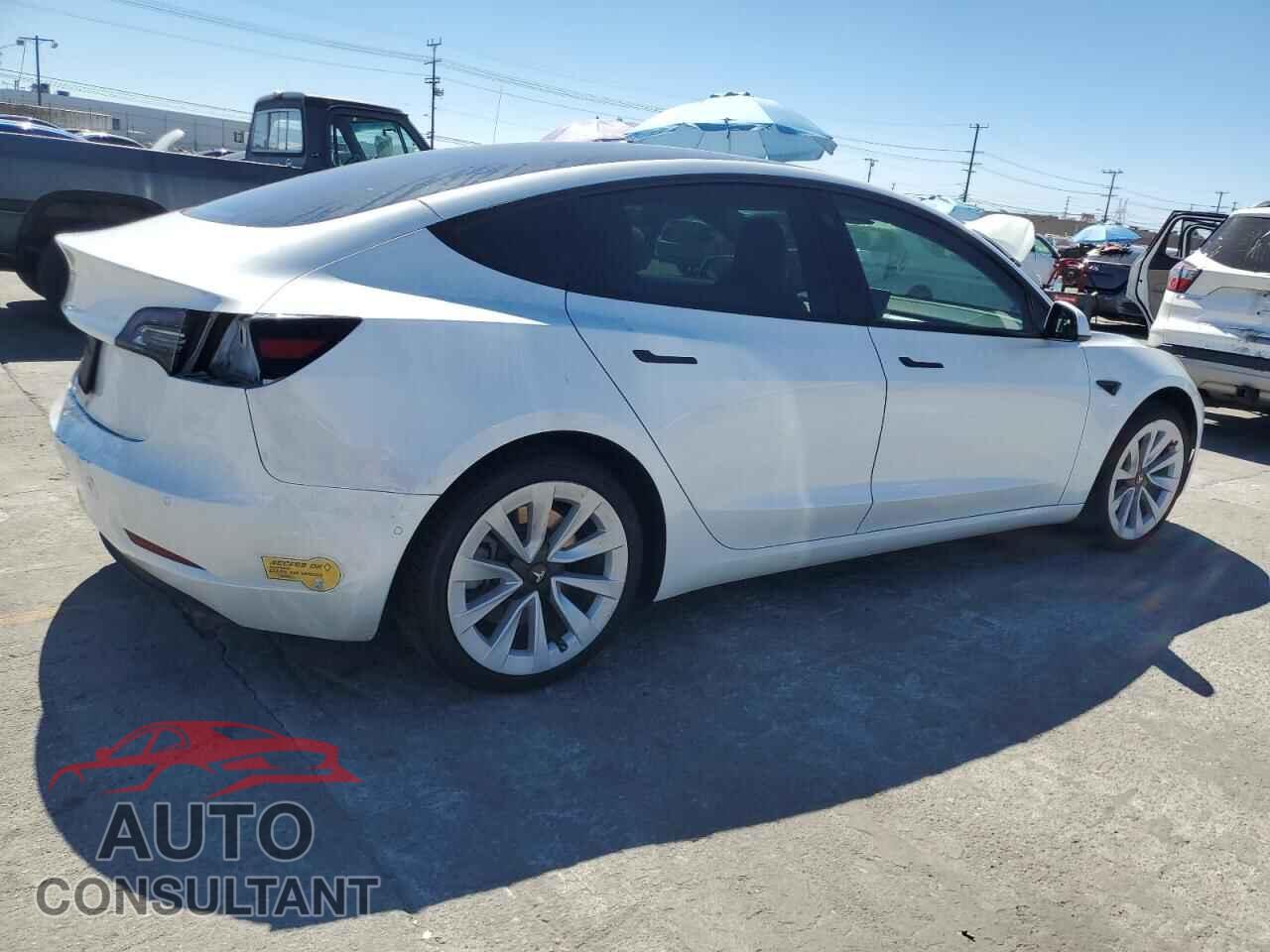 TESLA MODEL 3 2021 - 5YJ3E1EA8MF067233