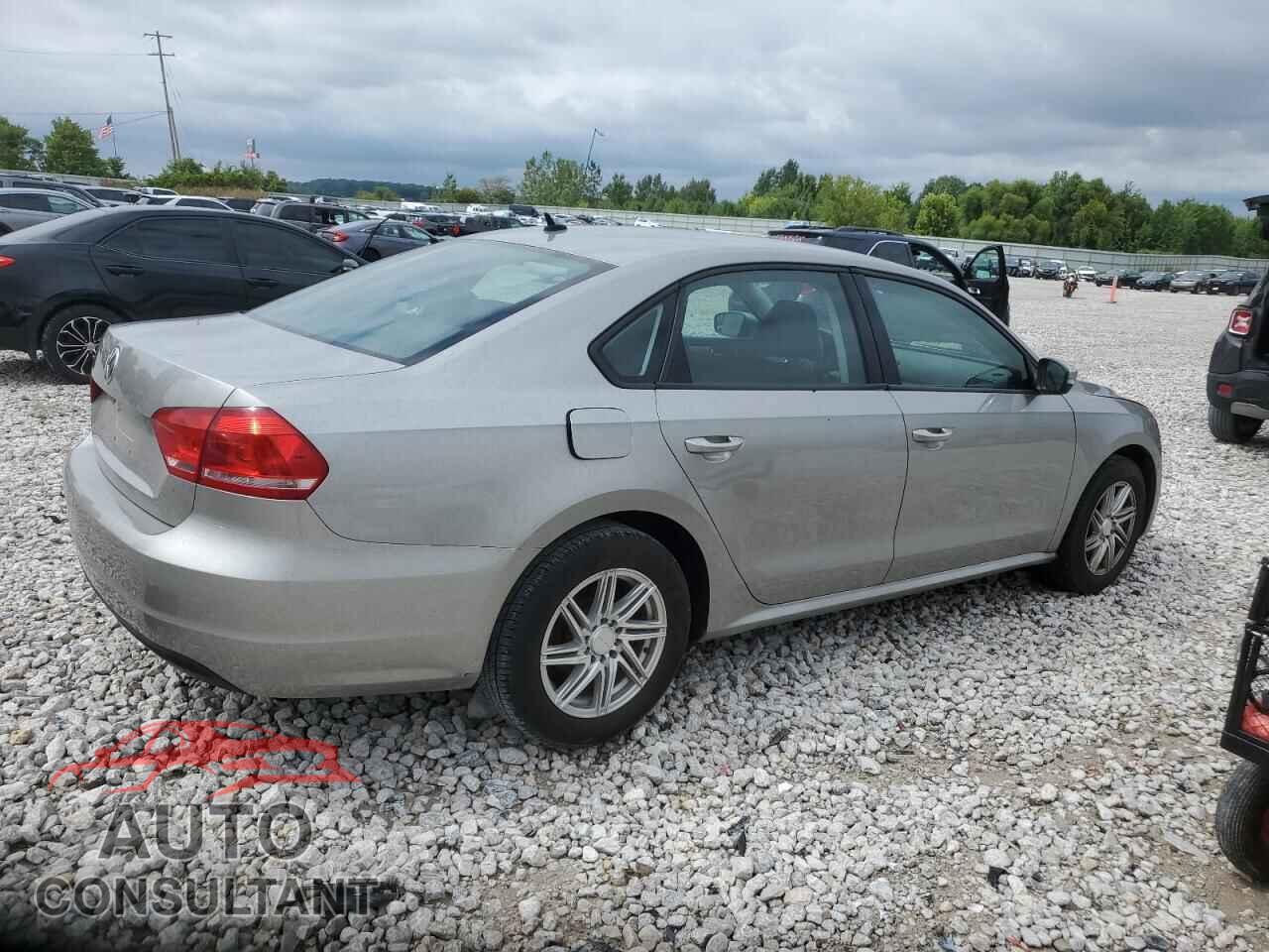 VOLKSWAGEN PASSAT 2012 - 1VWAP7A34CC079139