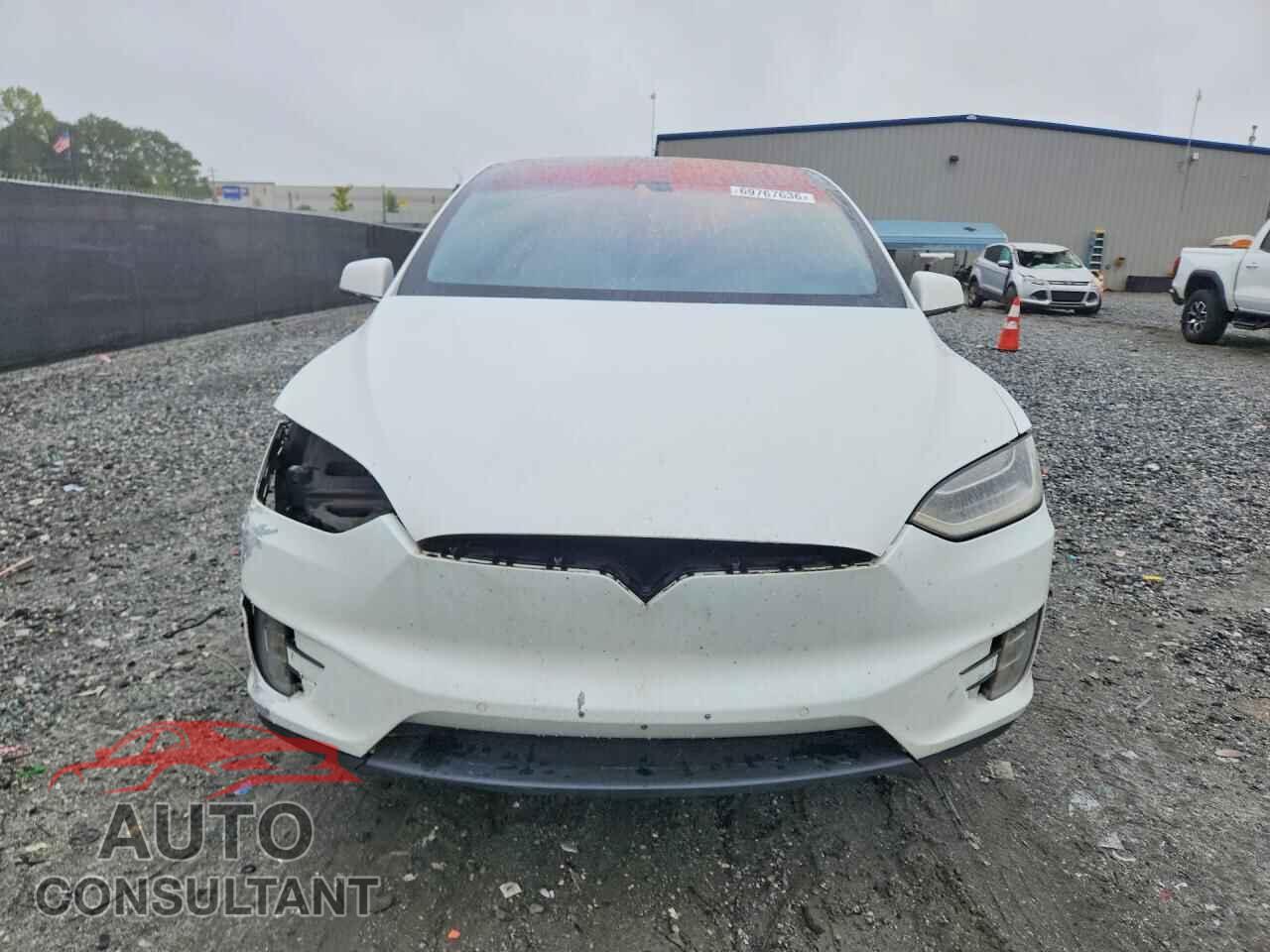 TESLA MODEL X 2016 - 5YJXCAE48GFS00479
