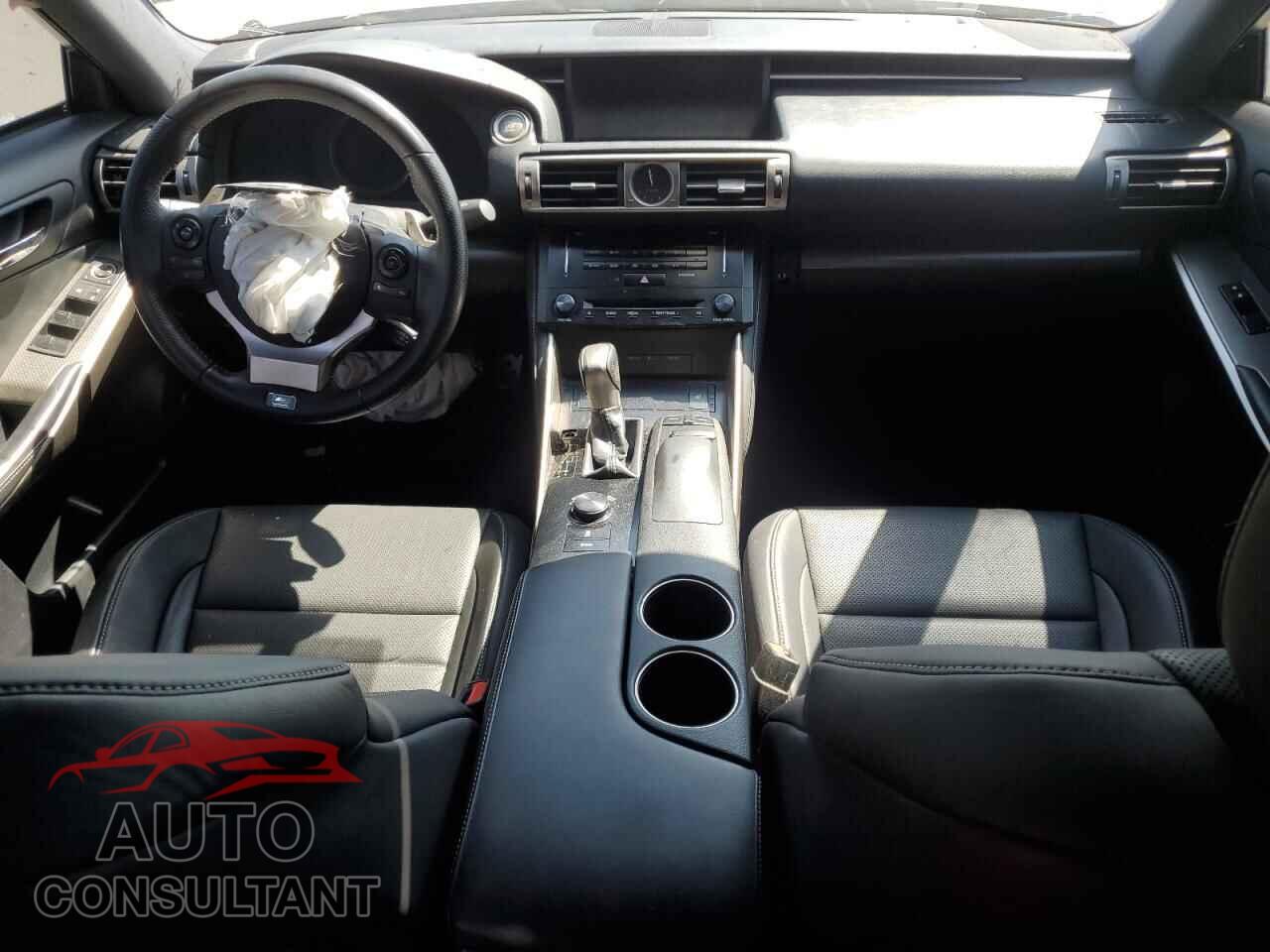 LEXUS IS 2014 - JTHCF1D29E5001251