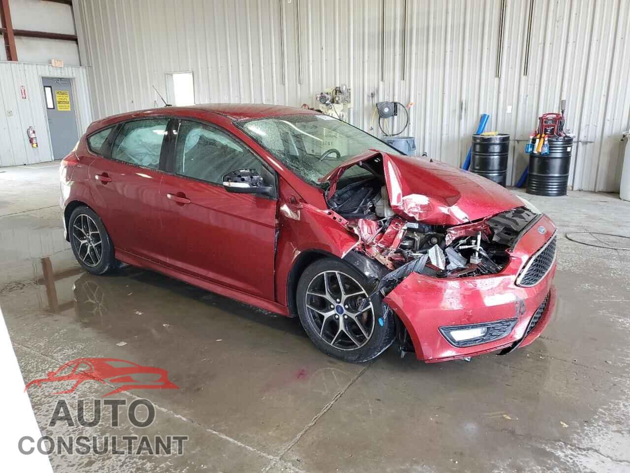 FORD FOCUS 2015 - 1FADP3K26FL251938