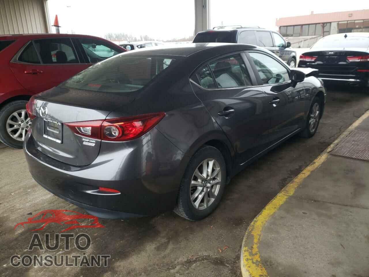MAZDA 3 2018 - 3MZBN1U72JM232537