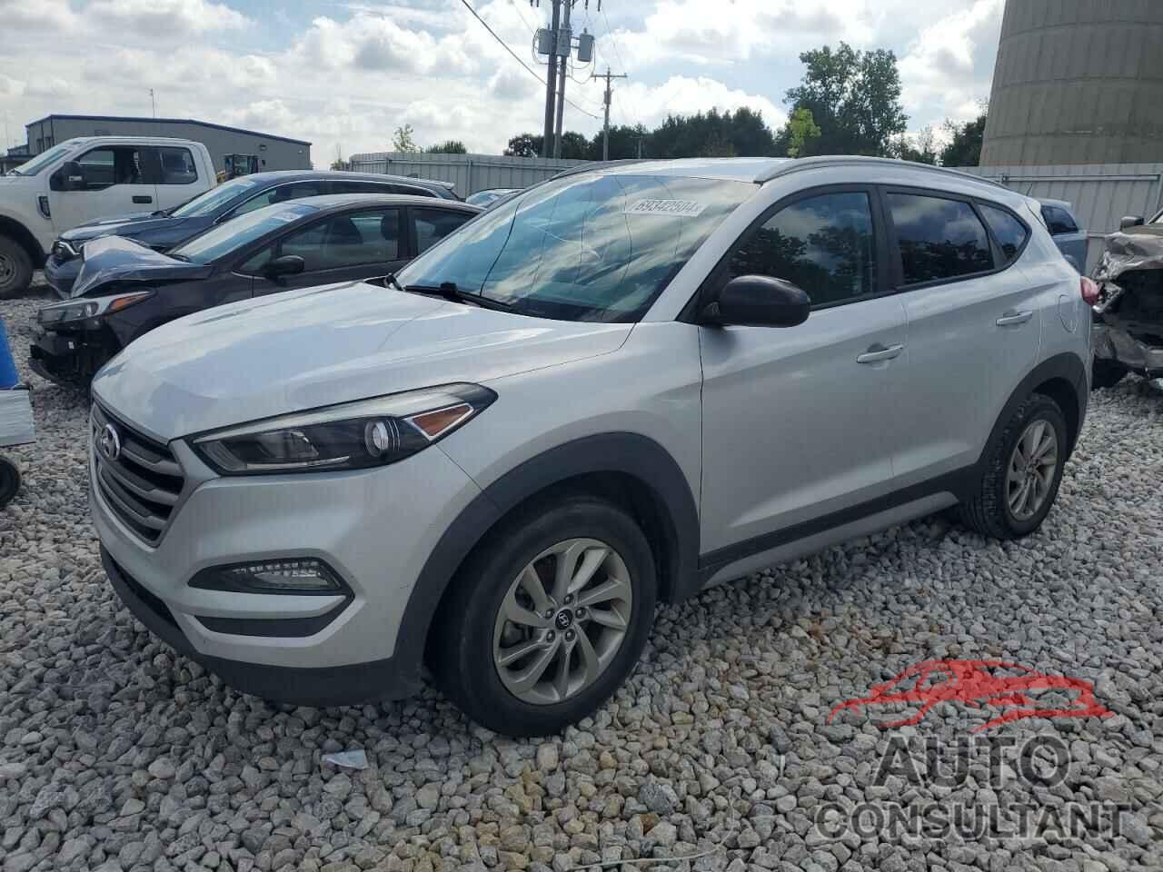 HYUNDAI TUCSON 2018 - KM8J33A42JU713843