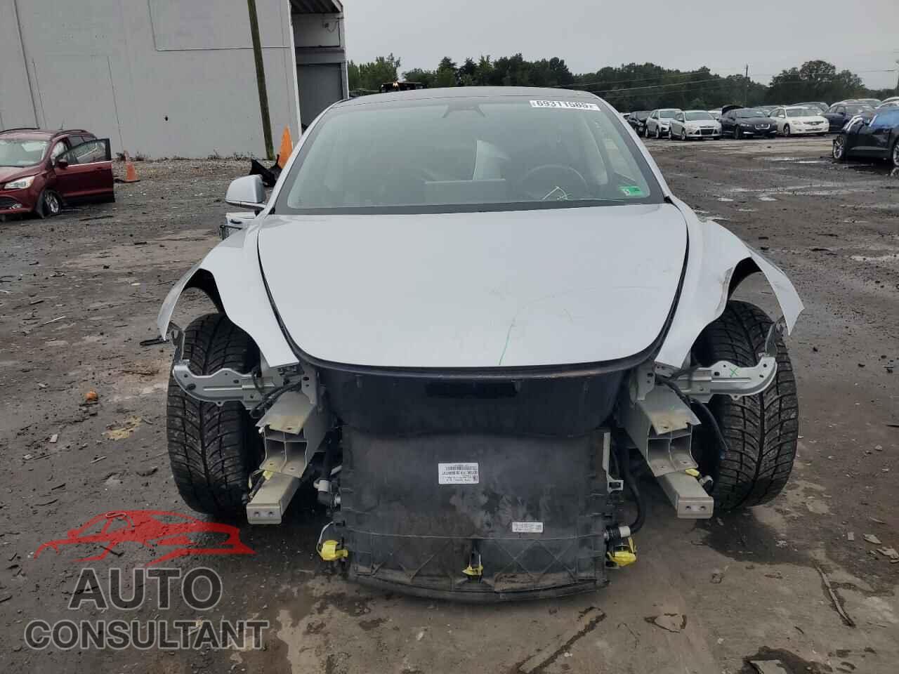 TESLA MODEL 3 2018 - 5YJ3E1EB0JF114596