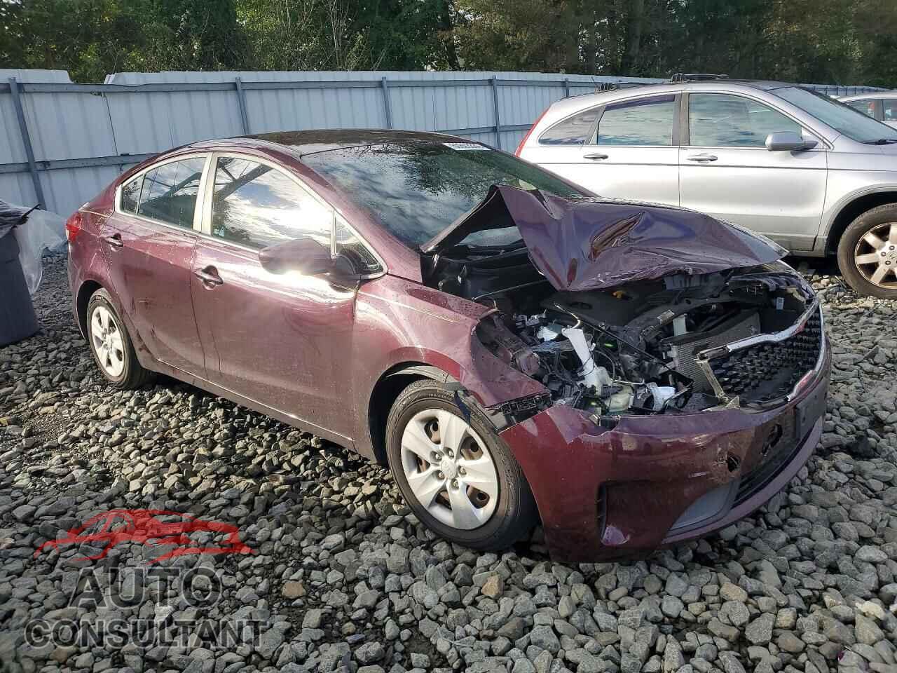 KIA FORTE 2018 - 3KPFK4A73JE175293
