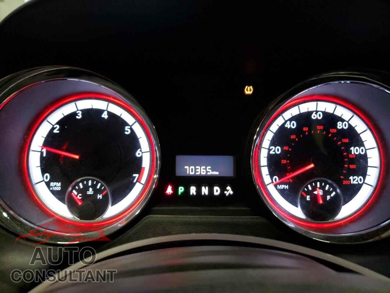 DODGE CARAVAN 2015 - 2C4RDGBG0FR750673
