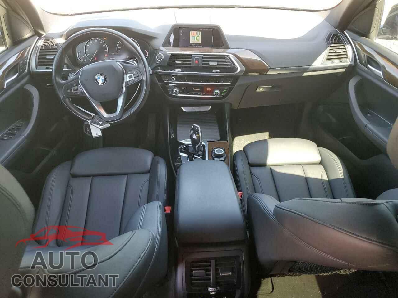 BMW X3 2018 - 5UXTR9C59JLC77648