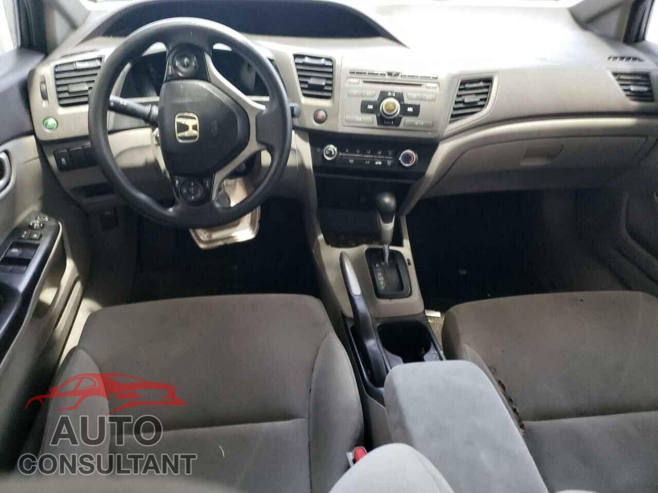 HONDA CIVIC 2012 - 2HGFB2F52CH586401
