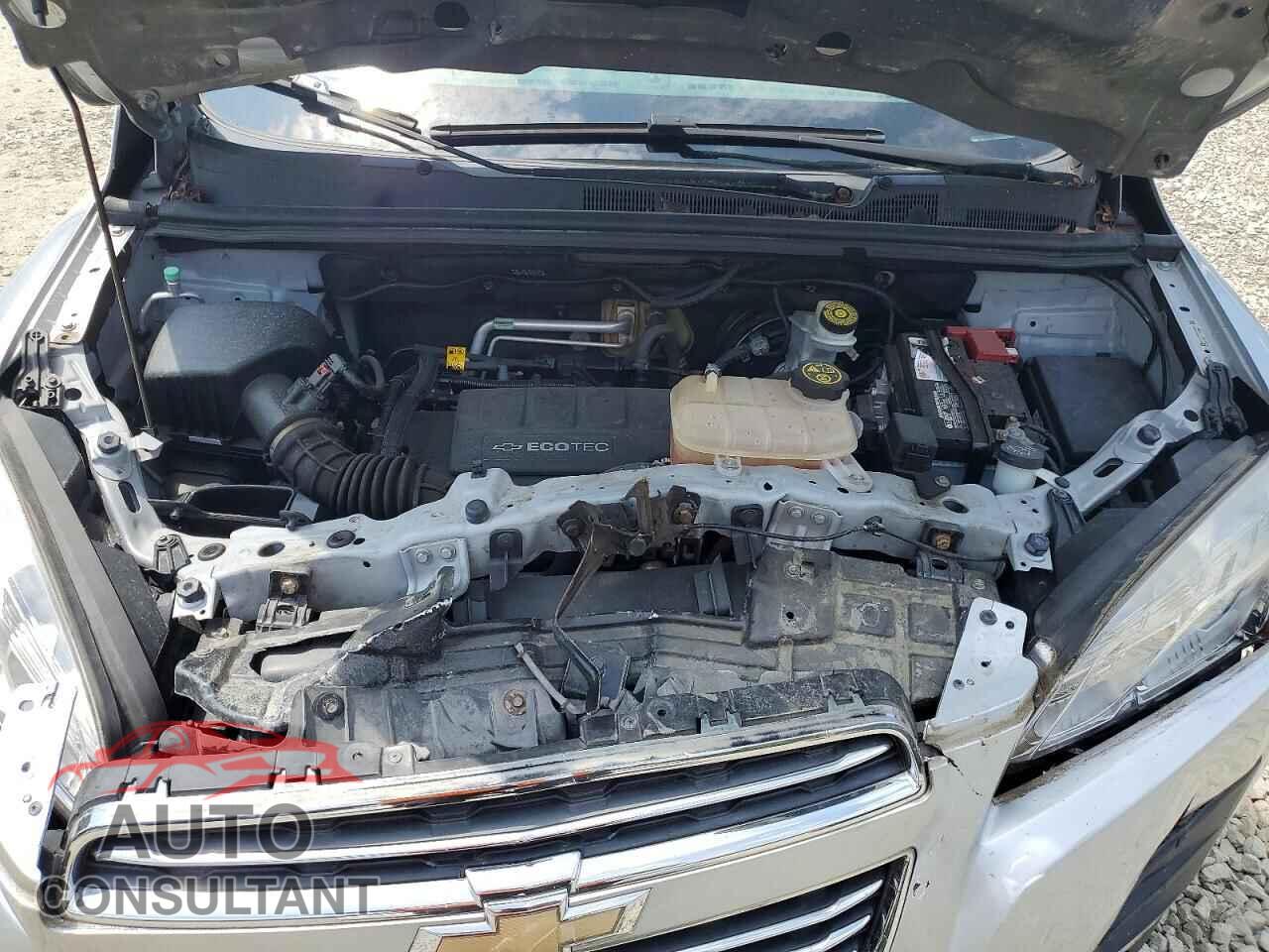 CHEVROLET TRAX 2015 - KL7CJPSB2FB105506