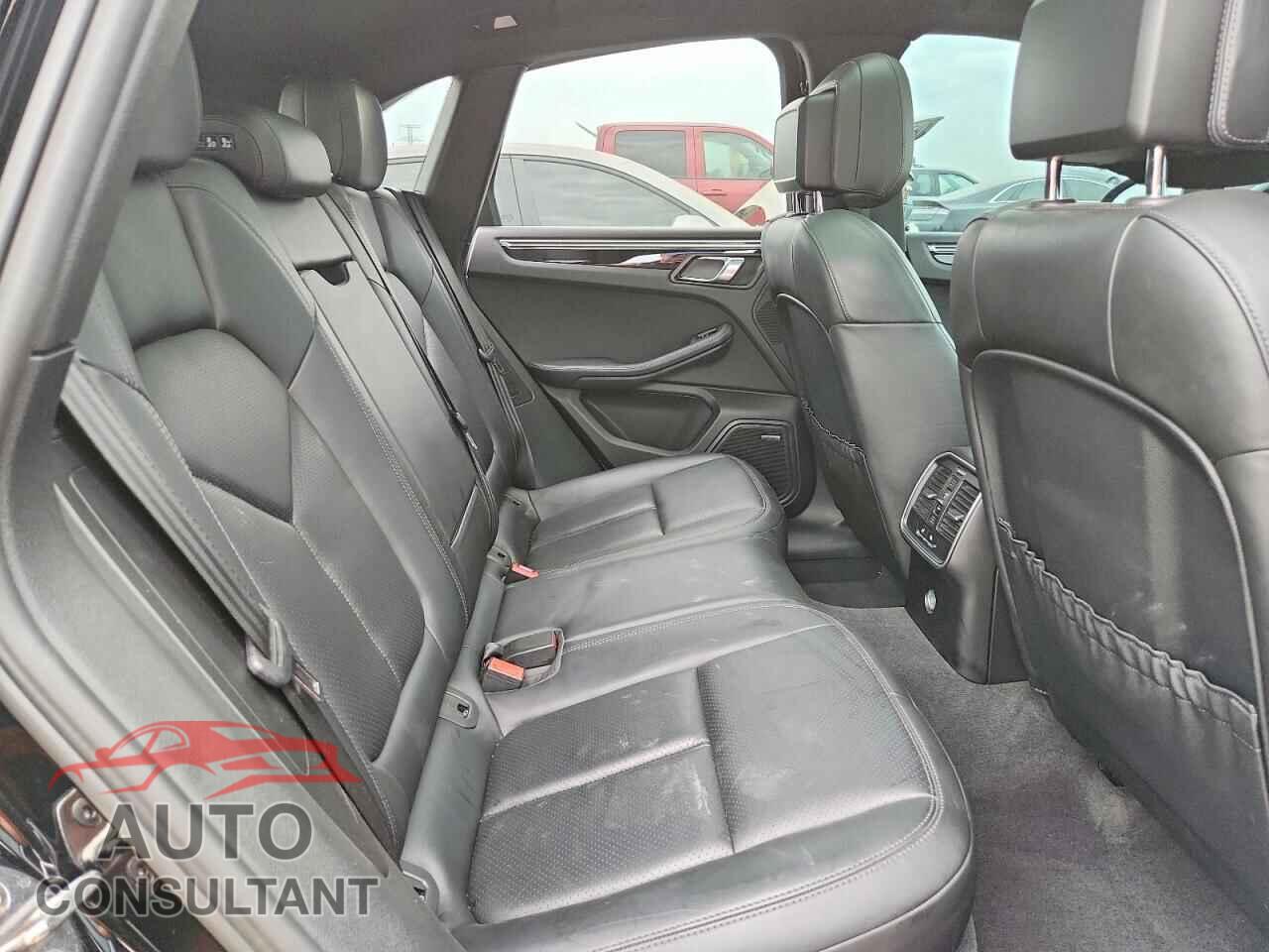 PORSCHE MACAN 2017 - WP1AB2A51HLB11279
