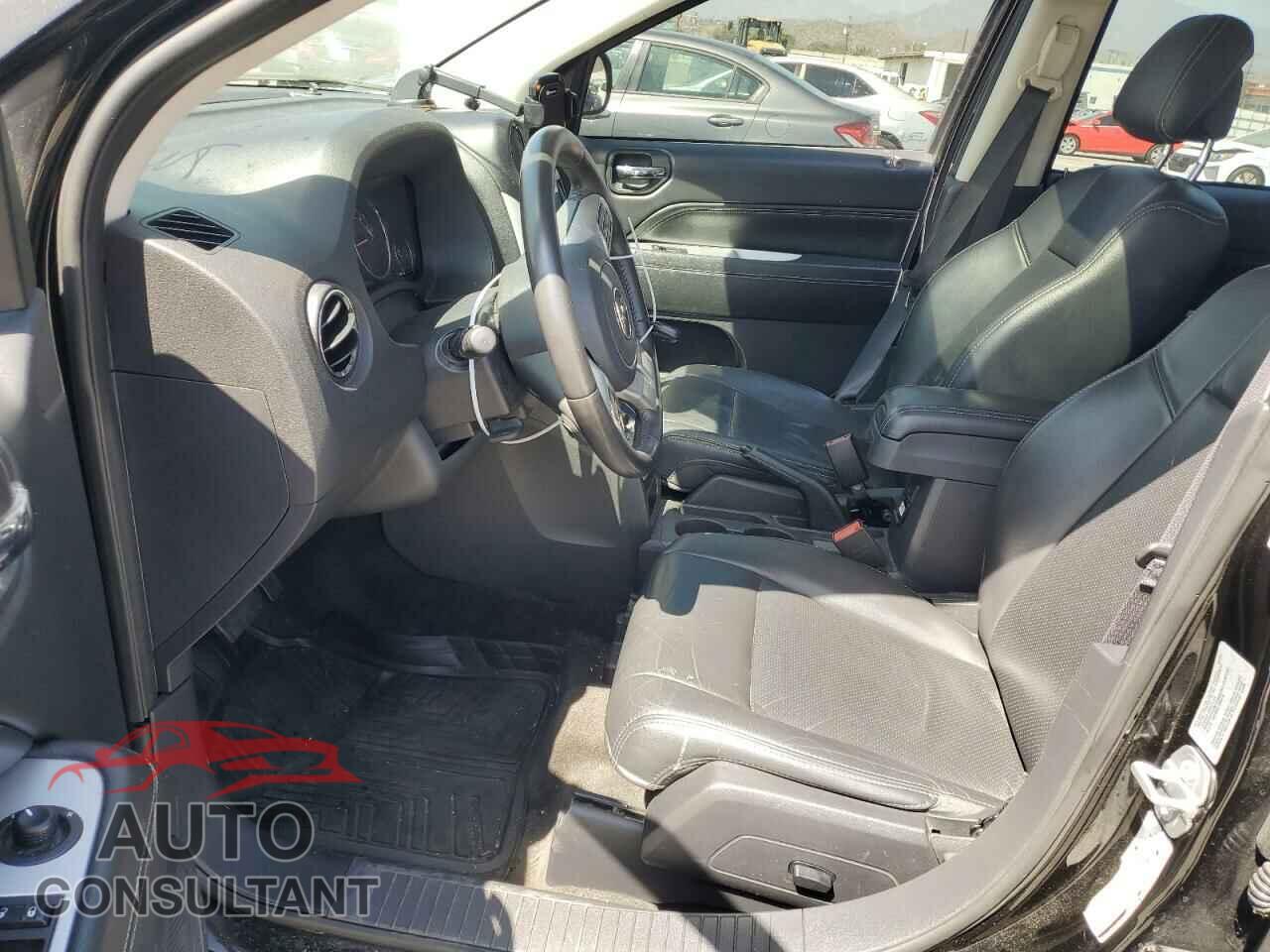 JEEP COMPASS 2017 - 1C4NJCEA9HD118591