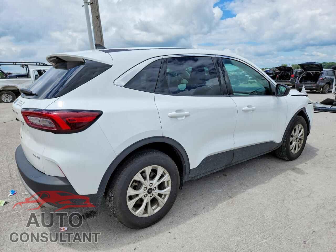 FORD ESCAPE 2023 - 1FMCU9GN1PUB40936