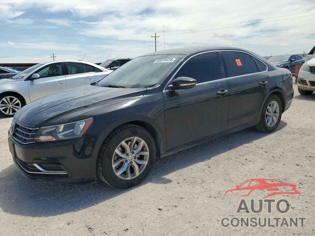 VOLKSWAGEN PASSAT 2017 - 1VWAT7A38HC006858