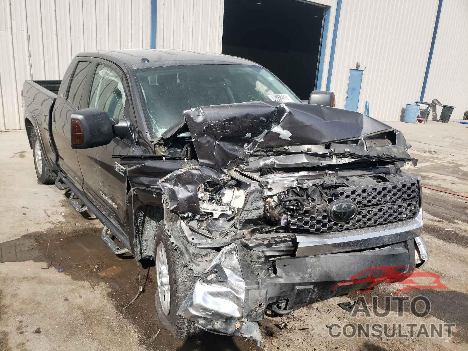 TOYOTA TUNDRA 2018 - 5TFUW5F17JX771027