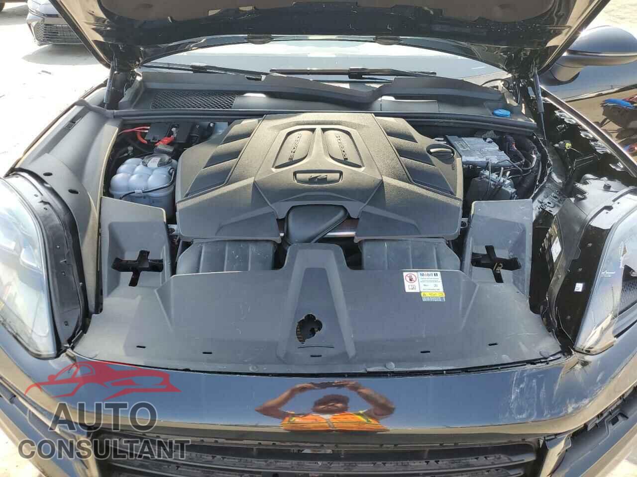 PORSCHE CAYENNE 2024 - WP1AA2AY2RDA03634