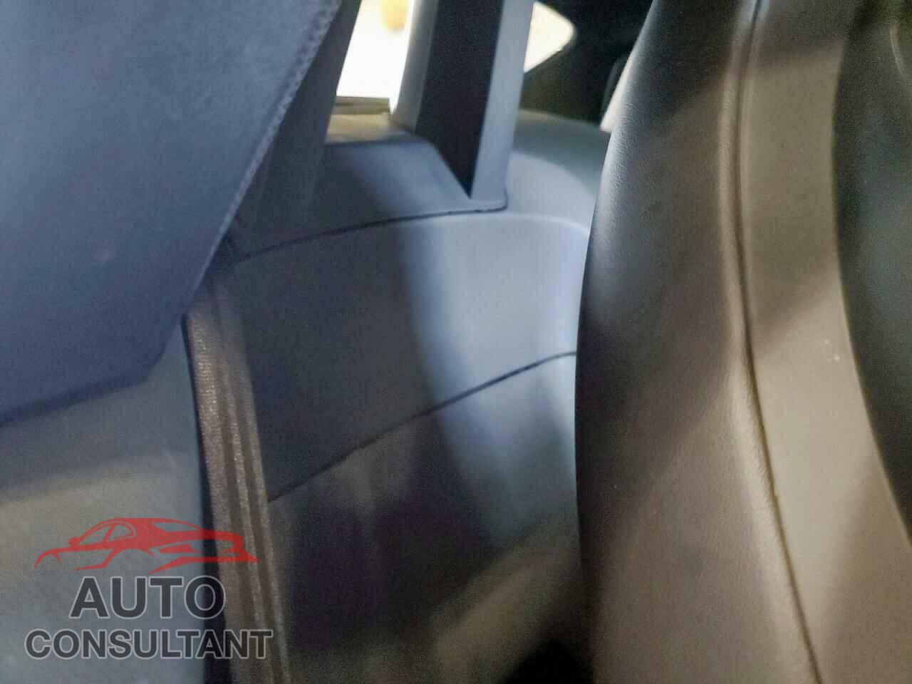 AUDI TT 2016 - TRUT5CFV4G1003996