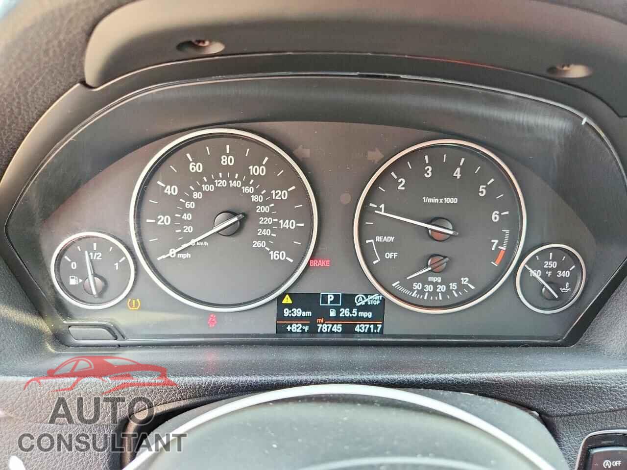 BMW 3 SERIES 2016 - WBA8E5G52GNU20212