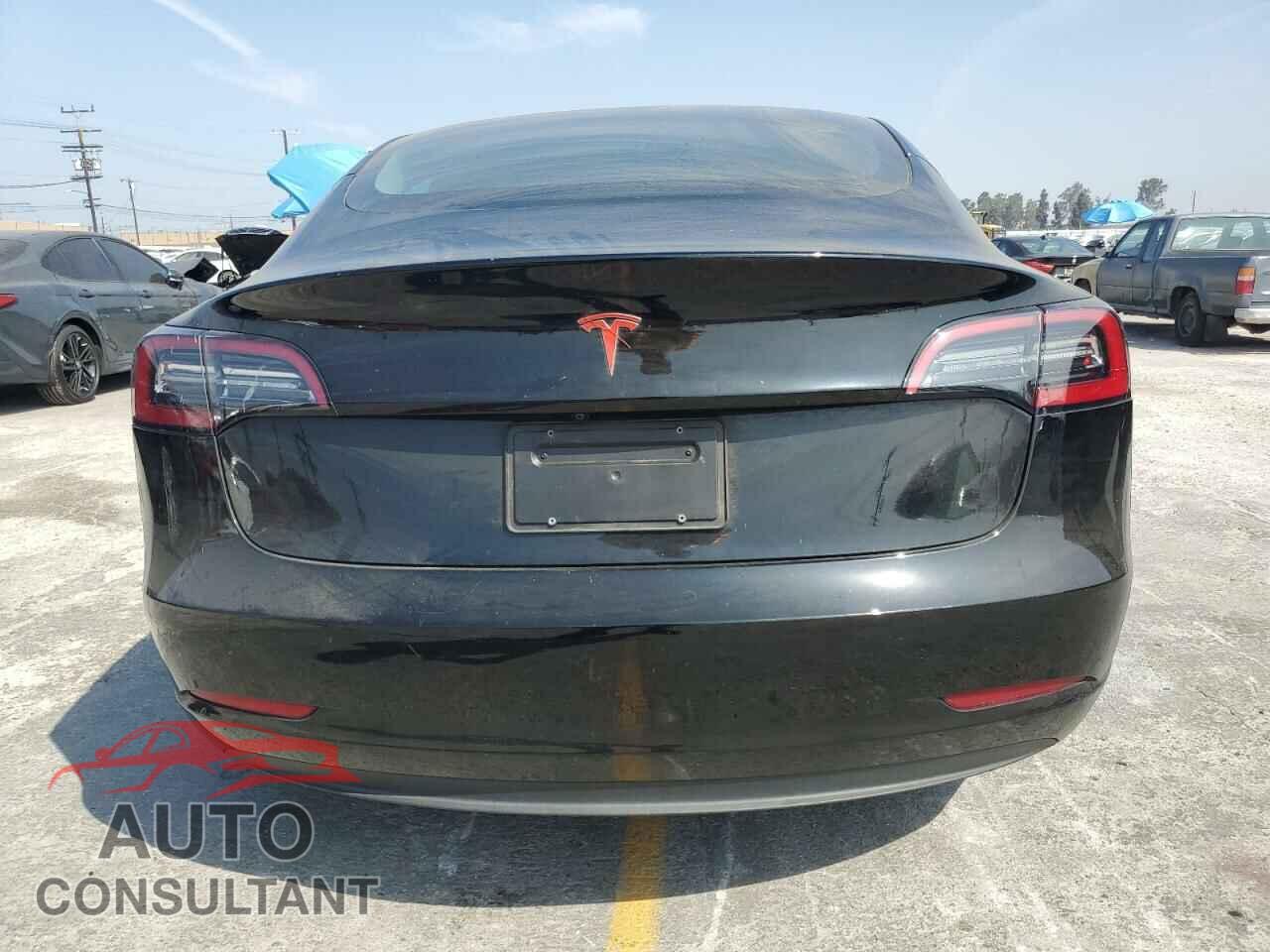TESLA MODEL 3 2023 - 5YJ3E1EA7PF602458
