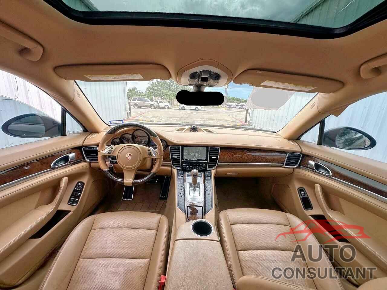 PORSCHE PANAMERA 2015 - WP0AA2A79FL001552