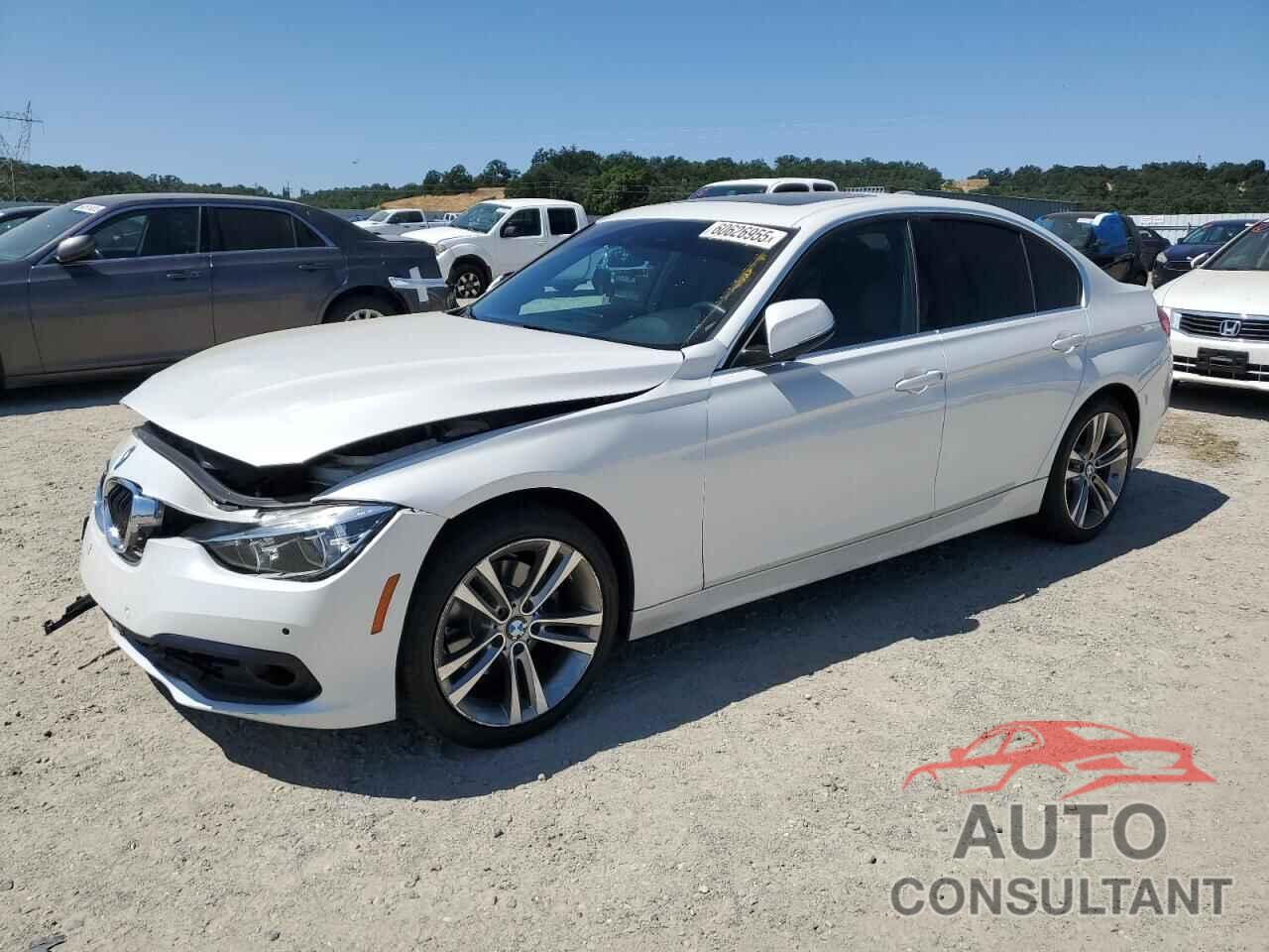 BMW 3 SERIES 2017 - WBA8B9G30HNU57145