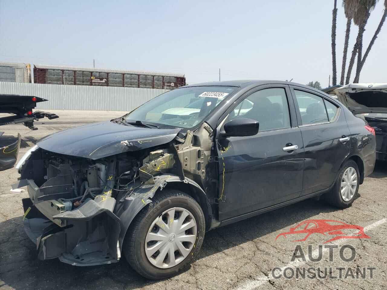 NISSAN VERSA 2018 - 3N1CN7AP2JL832420