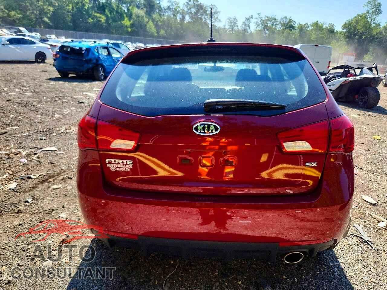 KIA FORTE 2012 - KNAFW5A37C5545213
