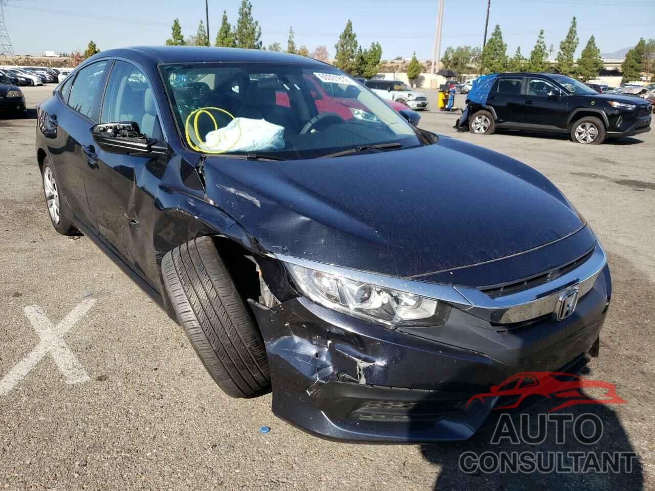 HONDA CIVIC 2018 - 2HGFC2F54JH560439