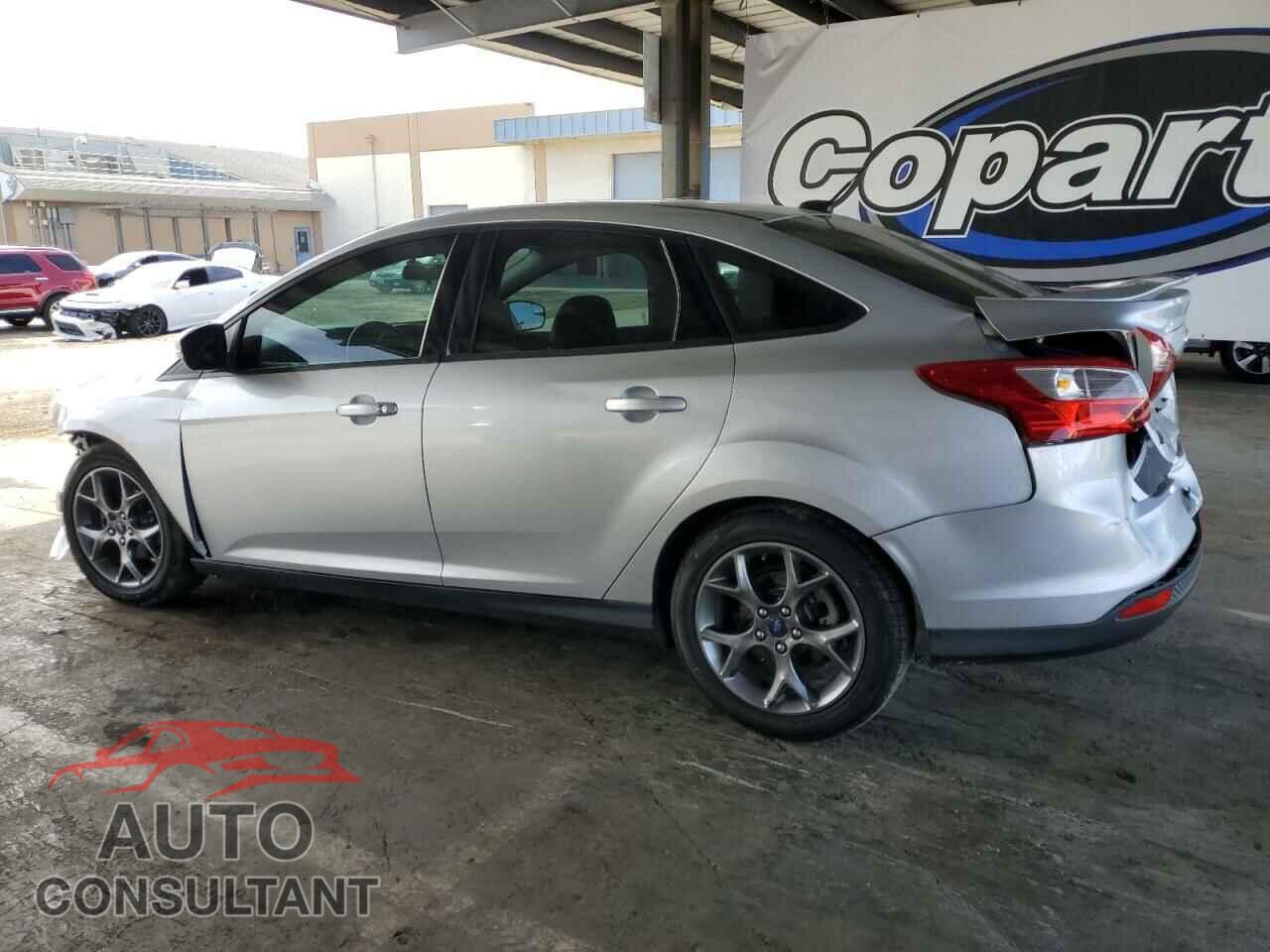 FORD FOCUS 2014 - 1FADP3F29EL170053