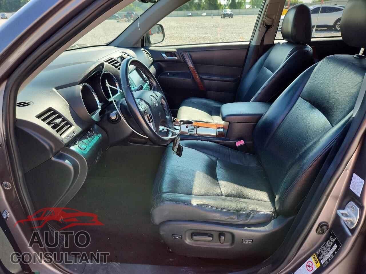 TOYOTA HIGHLANDER 2011 - JTEDC3EH3B2003227