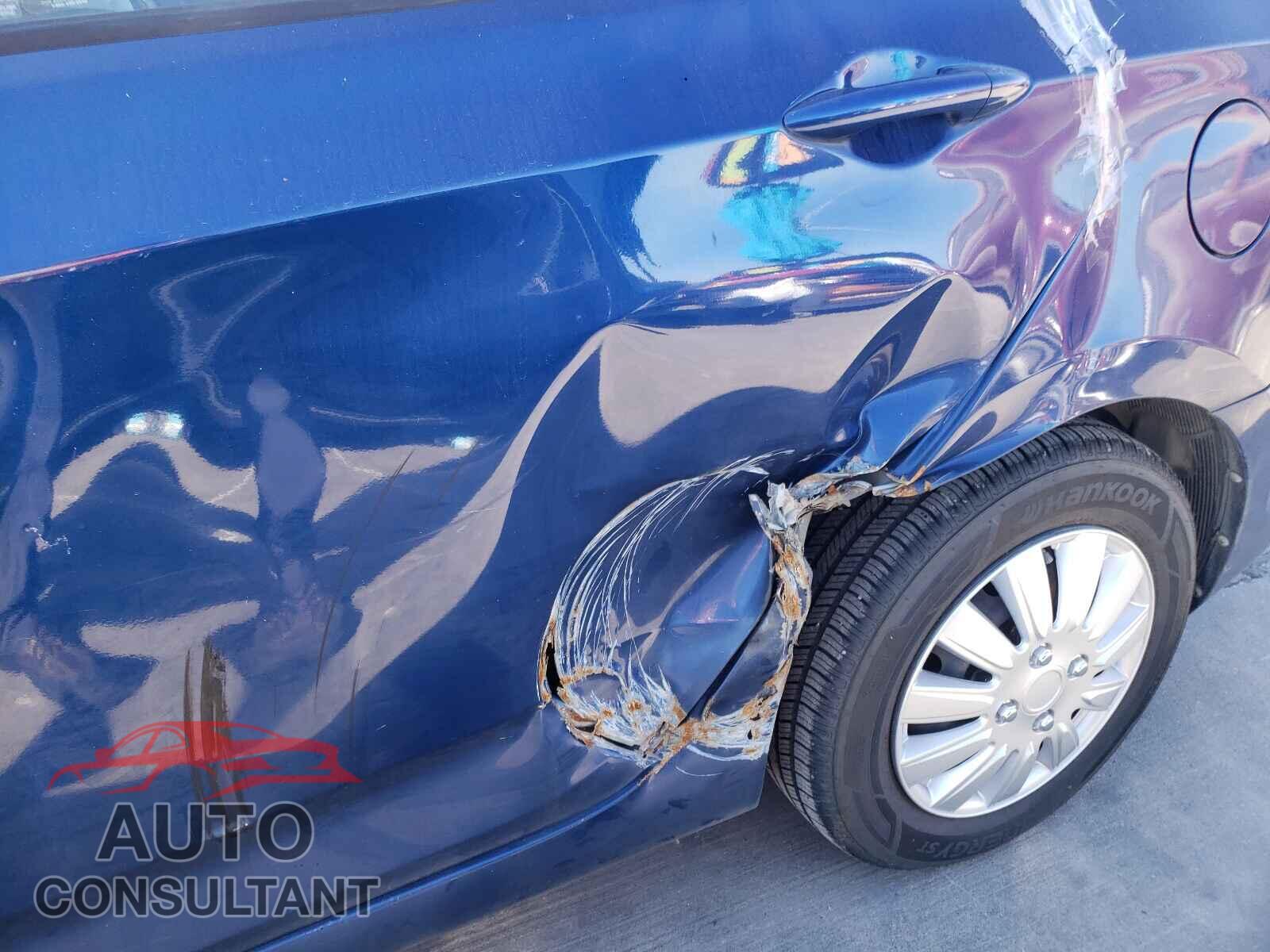 HYUNDAI ACCENT 2016 - KMHCT4AE7GU033159